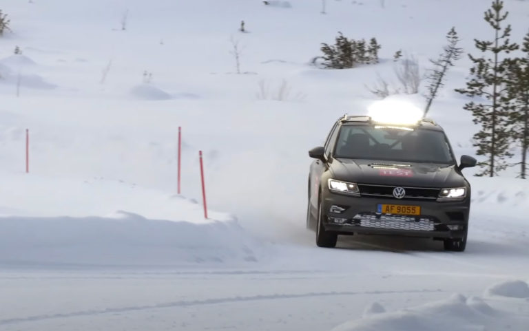 Le Bridgestone Blizzak LM-005 a remporté le test ACE/ARBÖ/GTÜ de cette année grâce à ses excellentes performances sur sol mouillé.
