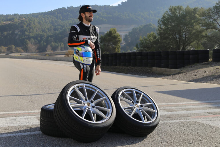 Hankook Ventus S1 evo Z devient montée d'origine sur Porsche 911 Carrera en tailles 19/20 pouces