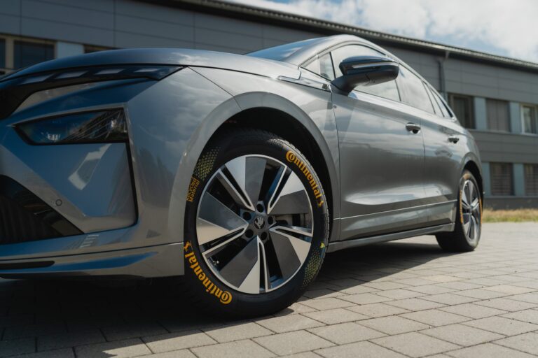 Le pneu concept Continental ZEvRA utilise 43% de matériaux recyclés et obtient la meilleure note européenne en résistance au roulement