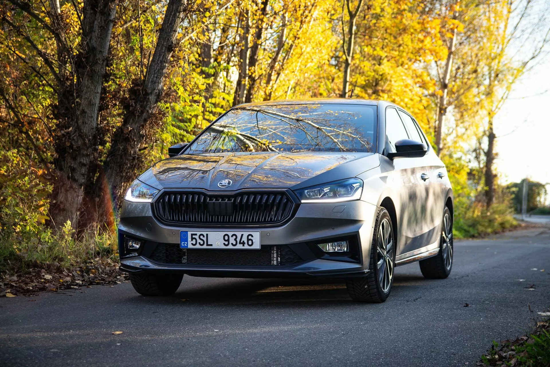 Test ADAC des pneus hiver 2026 : 16 pneus en 185/65 R15 — Continental gagne, neuf échouent